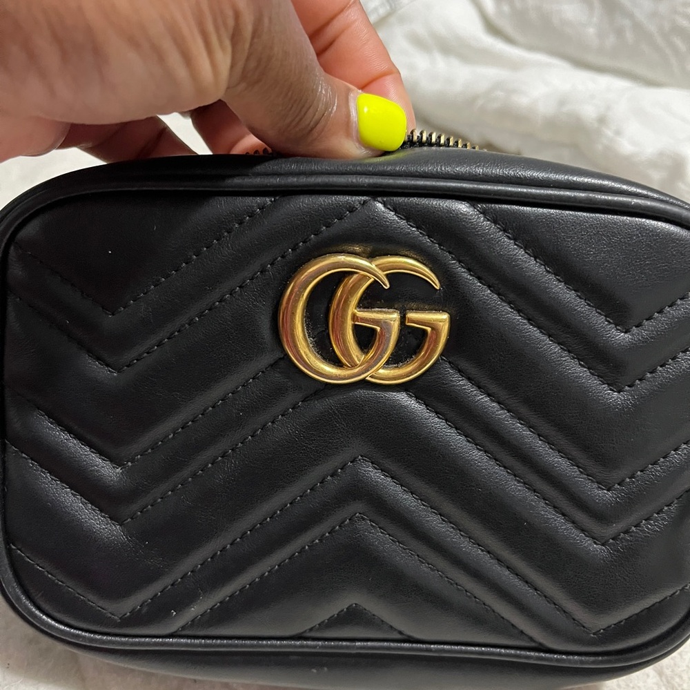 GG MARMONT SMALL SHOULDER BAG